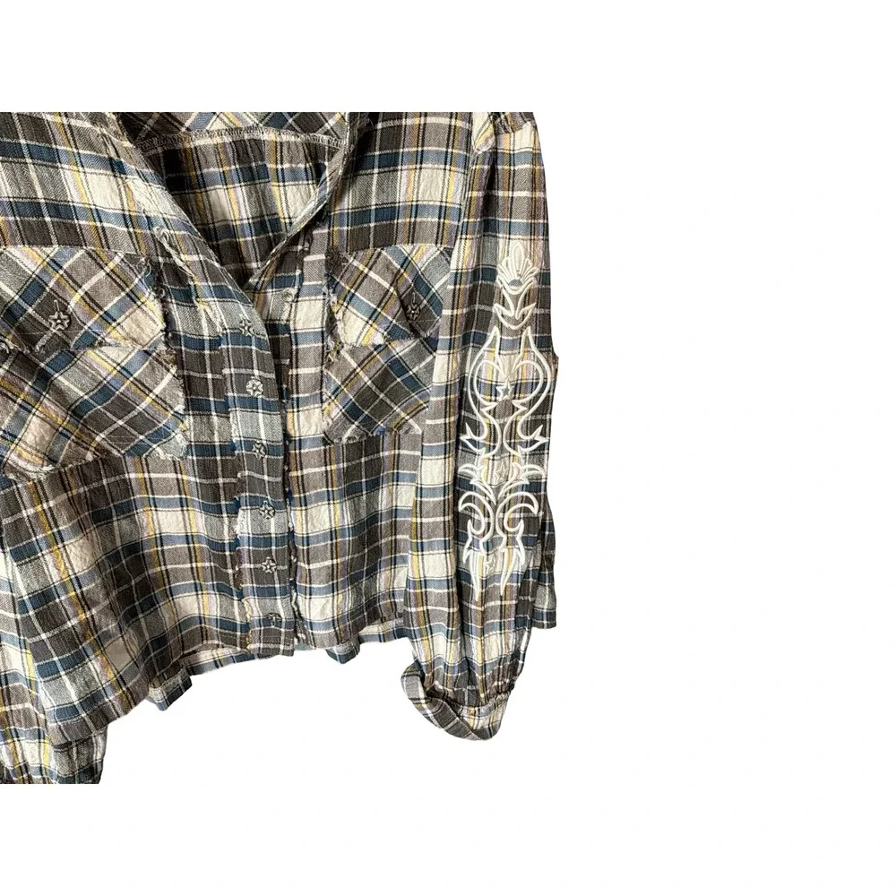 POL Womens Large Plaid Embroidered Sleeve Star Button Cropped Shirt FWT388 - Picture 5 of 7